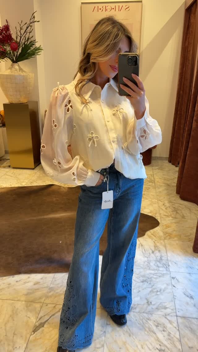 Jeans Bunny met side-cut detail